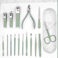 16 Piece Manicure Pedicure Kit (Professional Nail Care Set) - Aarvana