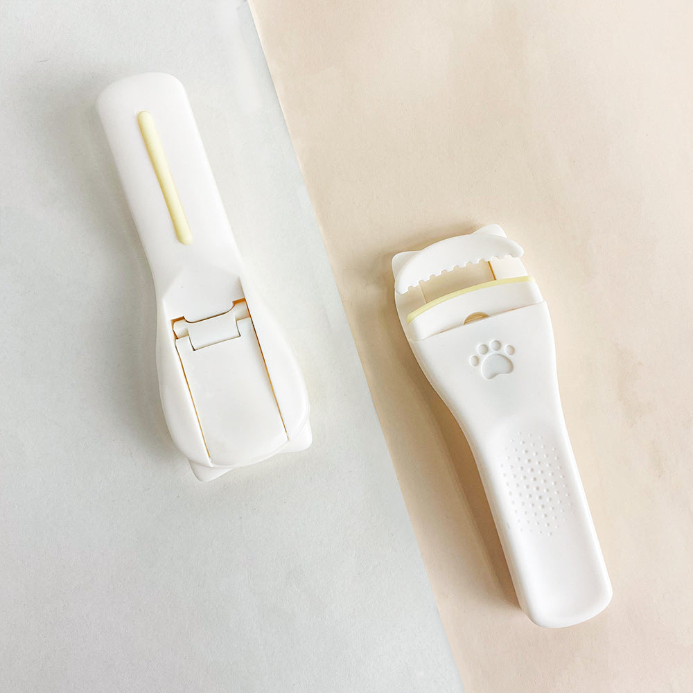 Professional Easy-Grip Eyelash Curler with Soft Silicone Pad | Random Color