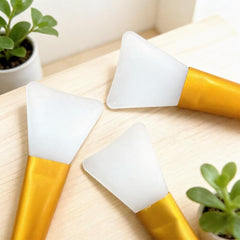 Pack Of 2 Silicone Face Mask Brush – Soft Applicator for Skincare